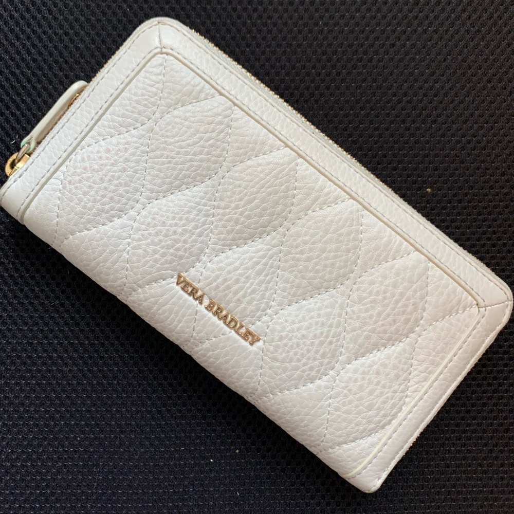 Leather wallet white